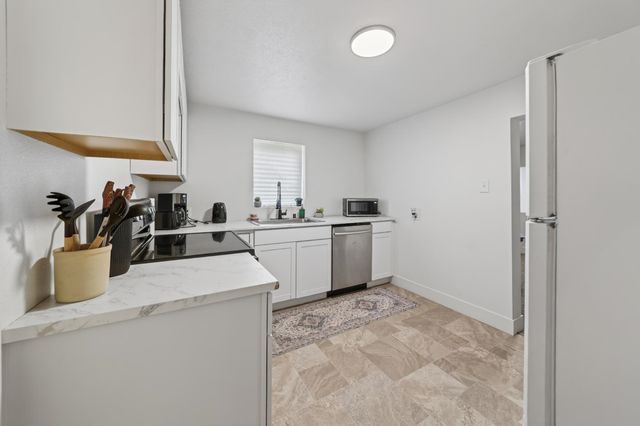 1608 W Maxwell Ave, Spokane, WA 99202