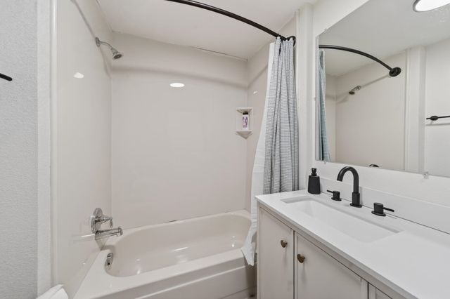 1608 W Maxwell Ave, Spokane, WA 99202