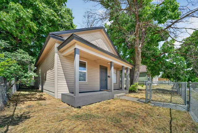 1608 W Maxwell Ave, Spokane, WA 99202