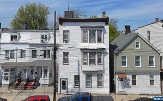 222 N 2nd, Harrison, NJ 07029
