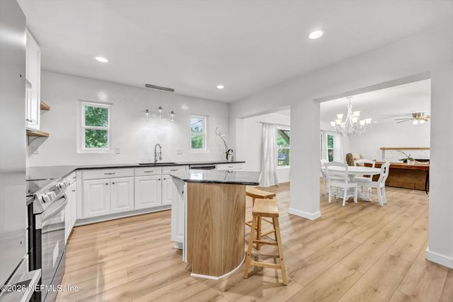 8924 LOPEZ Court, Jacksonville, FL 32216