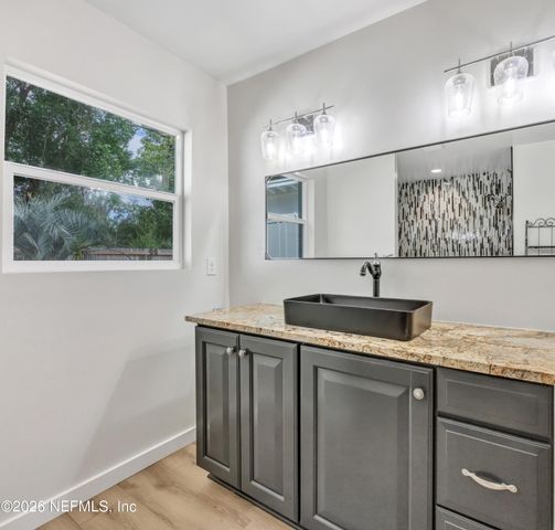 8924 LOPEZ Court, Jacksonville, FL 32216