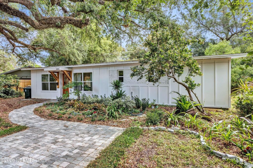 8924 LOPEZ Court, Jacksonville, FL 32216