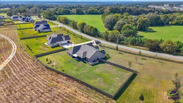 162 Talton Road, Kathleen, GA 31047