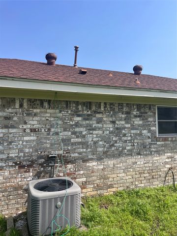 403 S 1st Street, Sanger, TX 76266