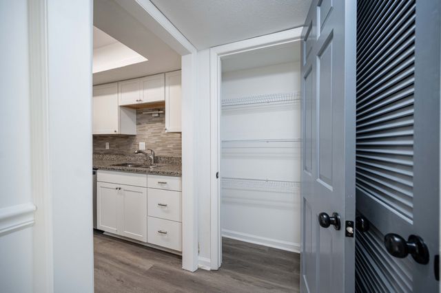 4001 Anderson Rd Unit O36, Nashville, TN 37217