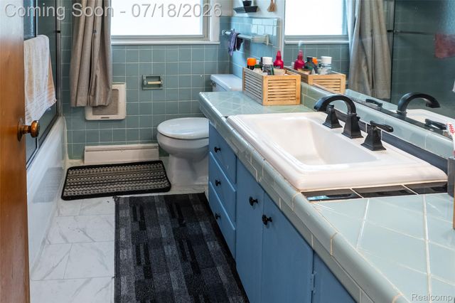 17751 Mayfield Street, Livonia, MI 48152