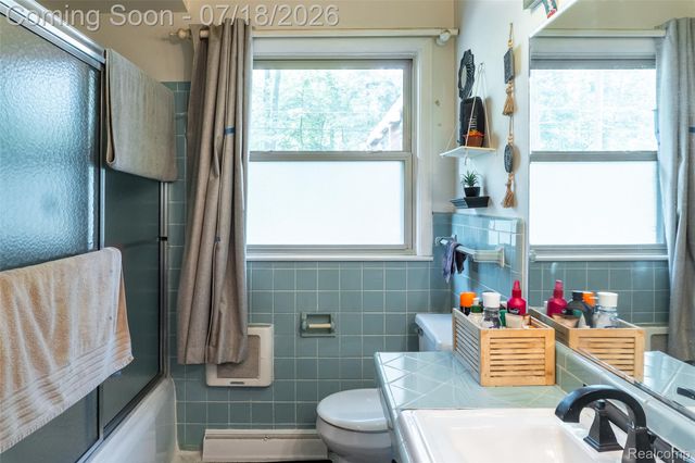 17751 Mayfield Street, Livonia, MI 48152