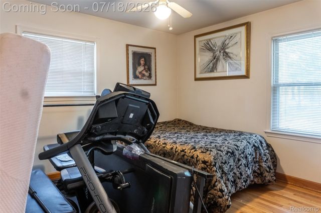 17751 Mayfield Street, Livonia, MI 48152