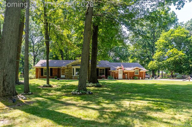 17751 Mayfield Street, Livonia, MI 48152