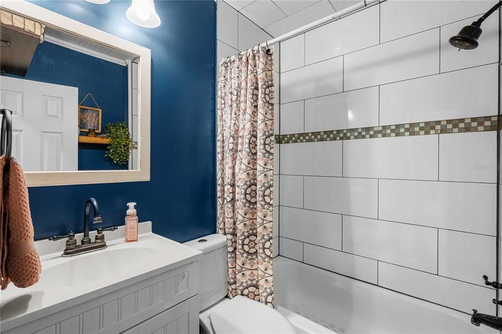 Image 17 of property listing at 3424 SHERERTZ ROAD, Lakeland, FL 33810