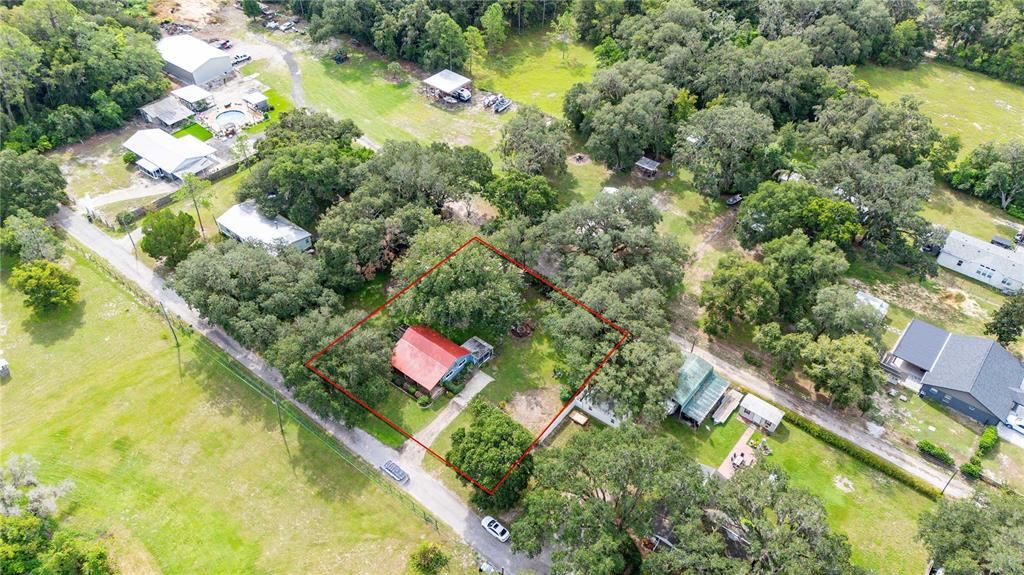 Image 26 of property listing at 3424 SHERERTZ ROAD, Lakeland, FL 33810