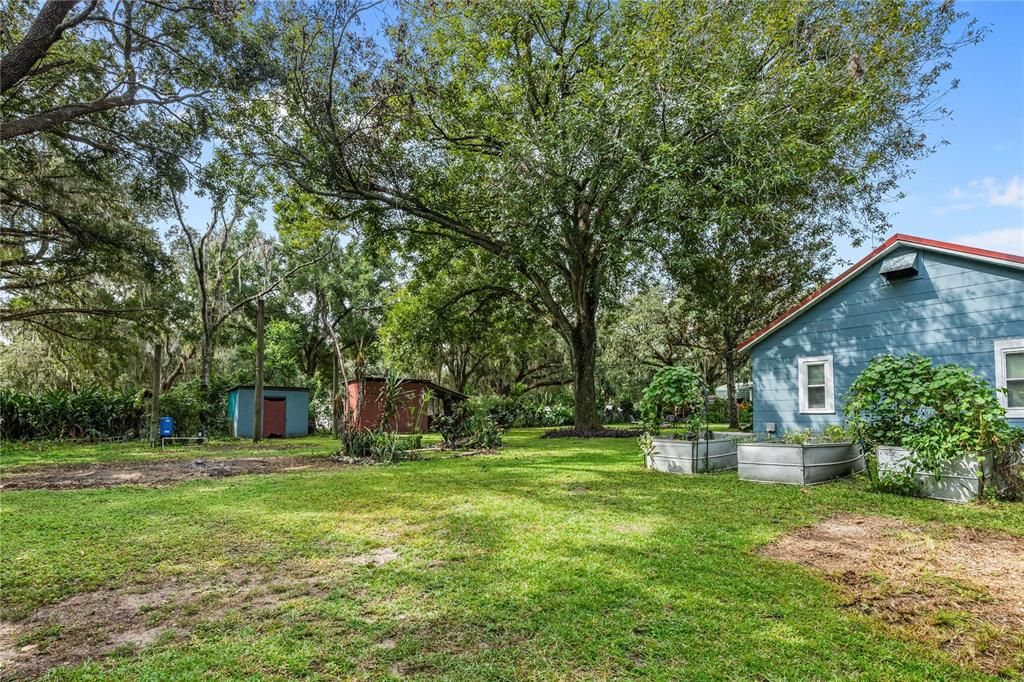 Image 33 of property listing at 3424 SHERERTZ ROAD, Lakeland, FL 33810