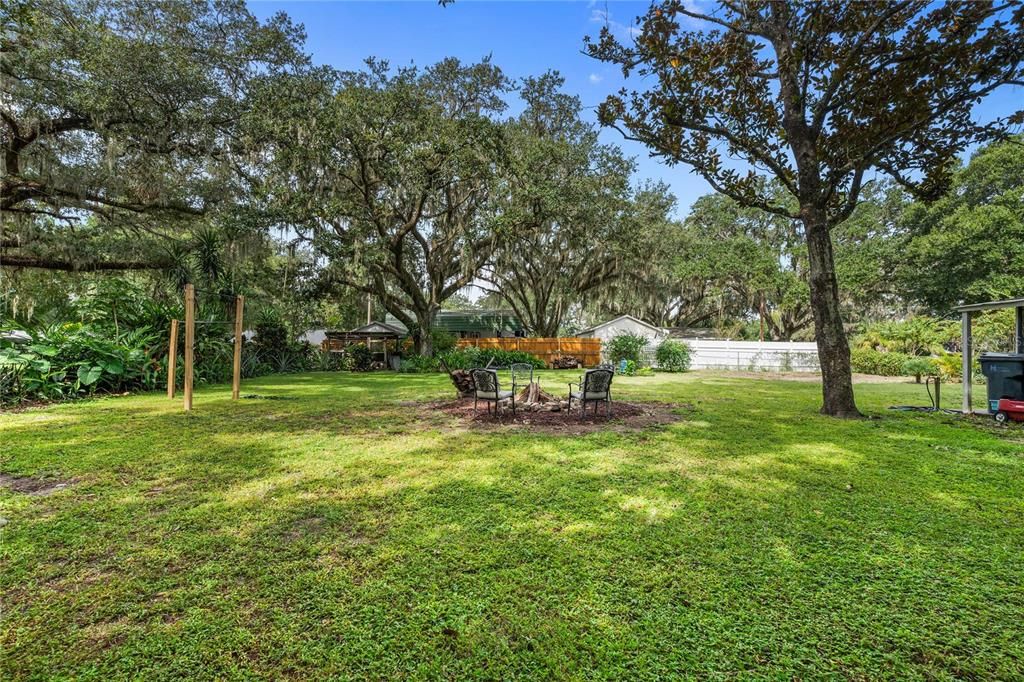 Image 36 of property listing at 3424 SHERERTZ ROAD, Lakeland, FL 33810