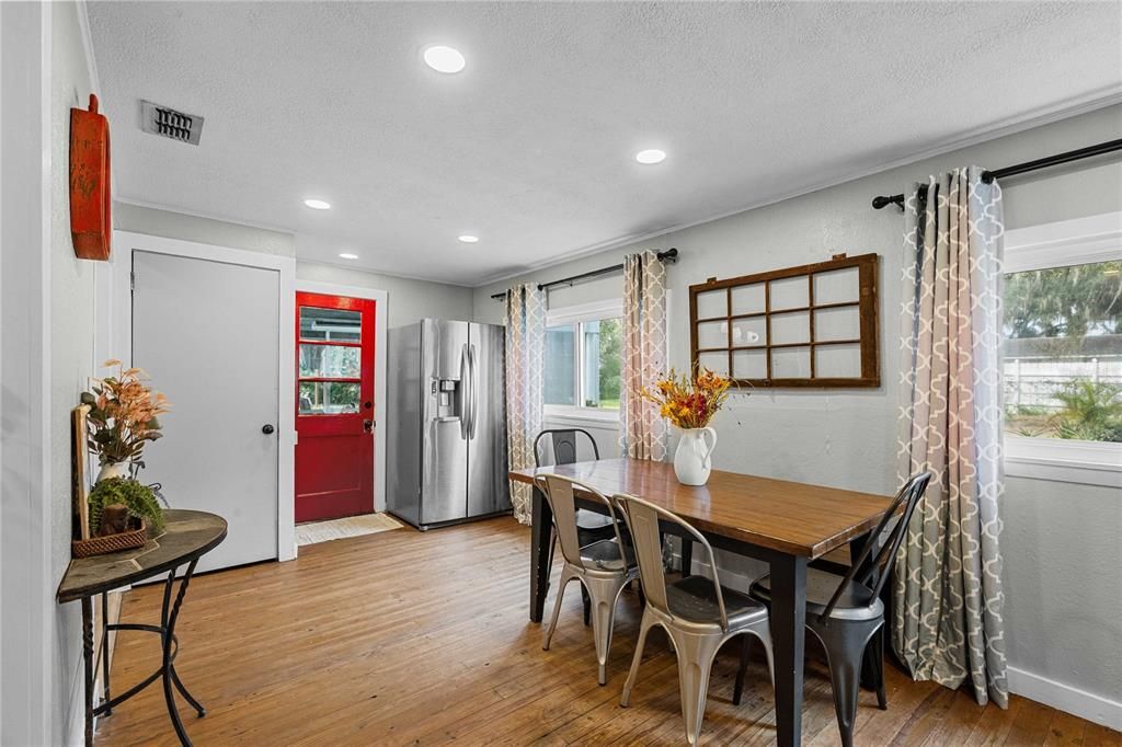 Image 6 of property listing at 3424 SHERERTZ ROAD, Lakeland, FL 33810