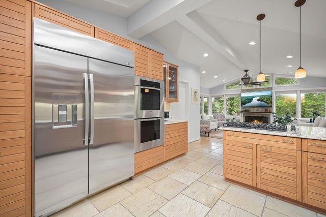 7104 OAK FOREST LN, Bethesda, MD 20817