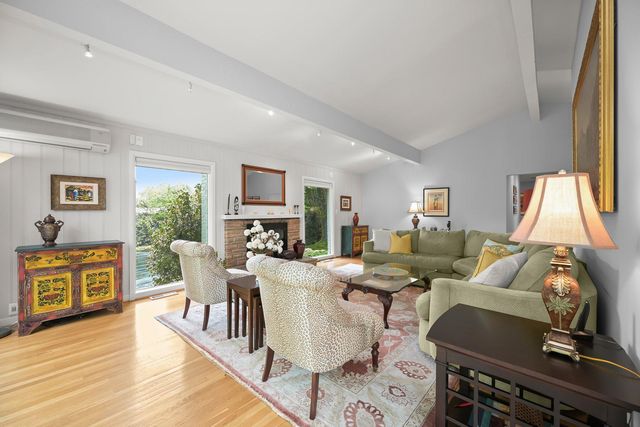 7104 OAK FOREST LN, Bethesda, MD 20817