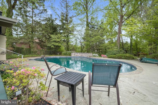 7104 OAK FOREST LN, Bethesda, MD 20817