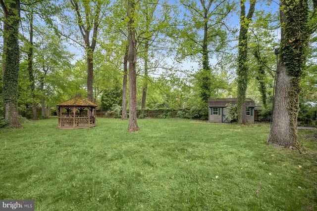 7104 OAK FOREST LN, Bethesda, MD 20817