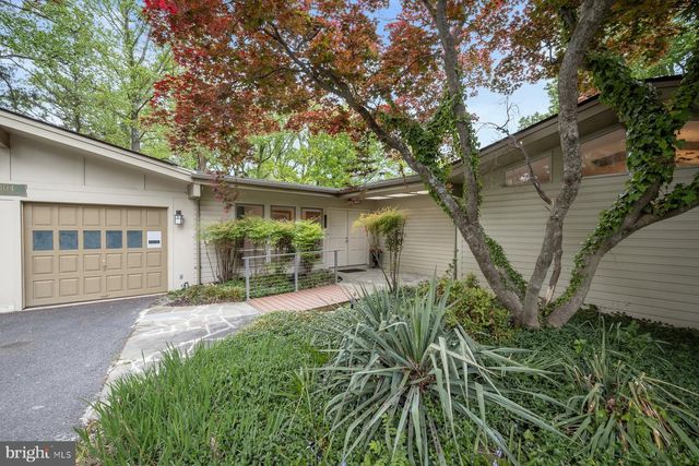 7104 OAK FOREST LN, Bethesda, MD 20817