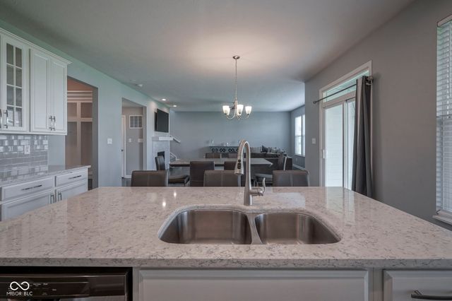 9822 Tampico Chase, Fishers, IN 46040