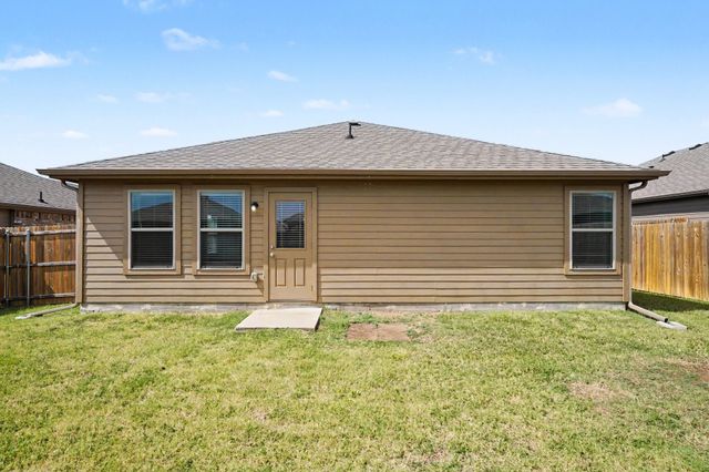 1425 Waverley Drive, Greenville, TX 75402