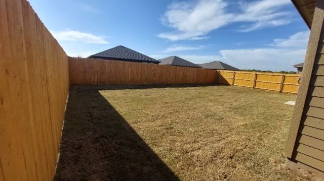 1425 Waverley Drive, Greenville, TX 75402