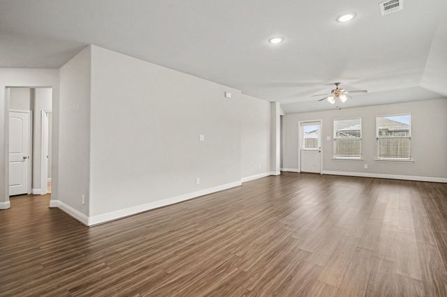 1425 Waverley Drive, Greenville, TX 75402