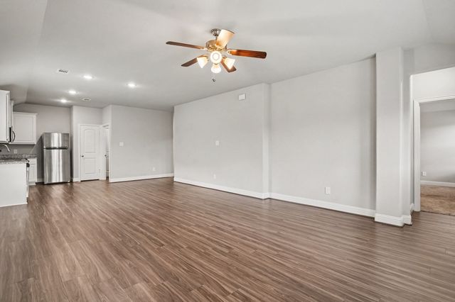 1425 Waverley Drive, Greenville, TX 75402