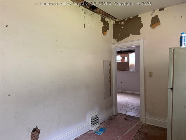 2320 Washington Street E, Charleston, WV 25311