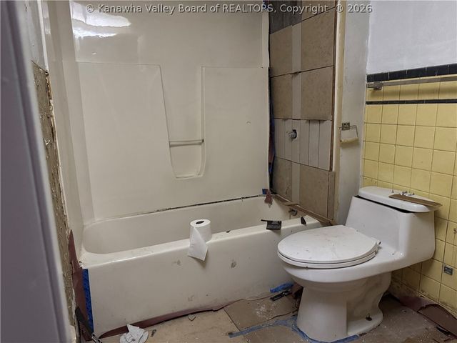 2320 Washington Street E, Charleston, WV 25311