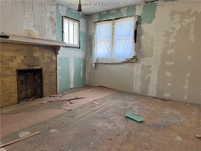 2320 Washington Street E, Charleston, WV 25311