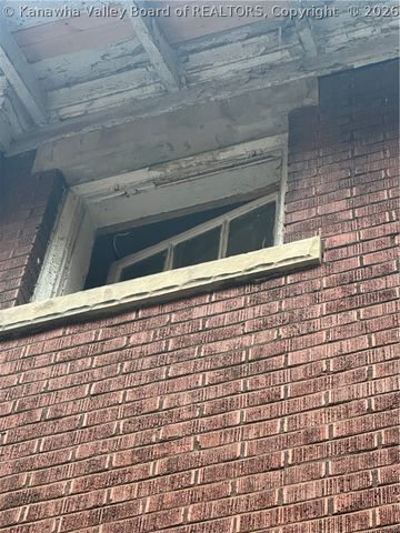 2320 Washington Street E, Charleston, WV 25311