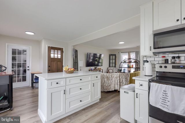 1500 WOGAN RD, York, PA 17404