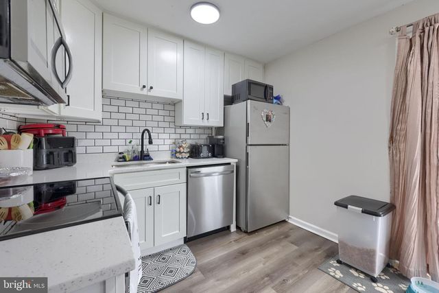 1500 WOGAN RD, York, PA 17404