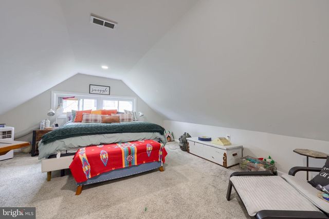 1500 WOGAN RD, York, PA 17404