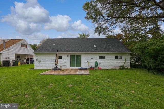 1500 WOGAN RD, York, PA 17404