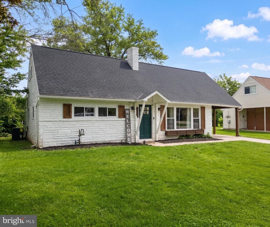 1500 WOGAN RD, York, PA 17404