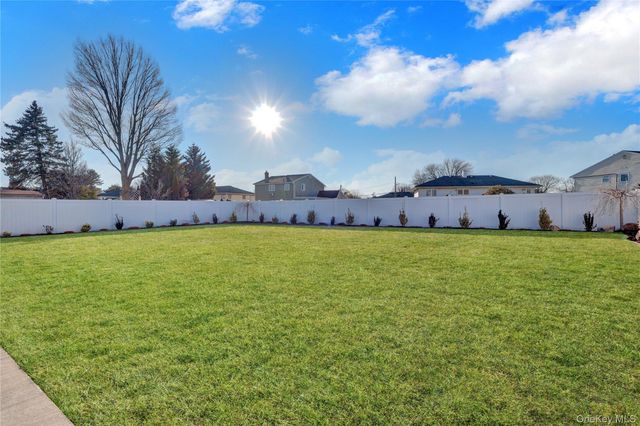 14 Lisa Drive, Deer Park, NY 11729