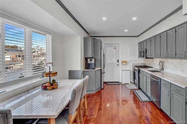 14 Lisa Drive, Deer Park, NY 11729