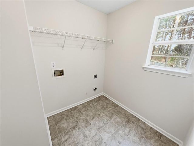 836 Tara Bend, Hampton, GA 30228