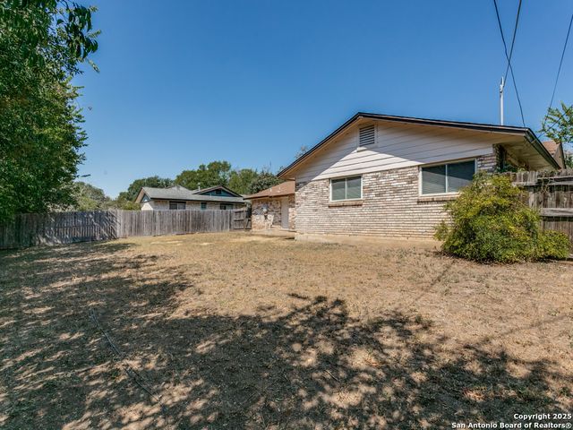 3318 John Glenn, San Antonio, TX 78217