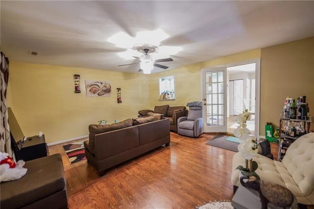 5607 Stonington Trace Parkway, Stone Mountain, GA 30087