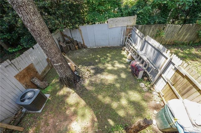 5607 Stonington Trace Parkway, Stone Mountain, GA 30087