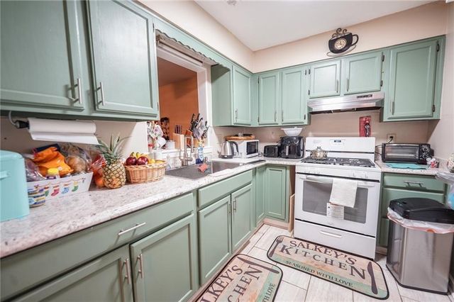 5607 Stonington Trace Parkway, Stone Mountain, GA 30087