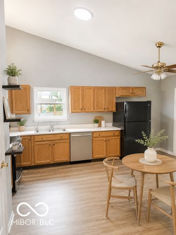 446 Grant Court, Avon, IN 46123