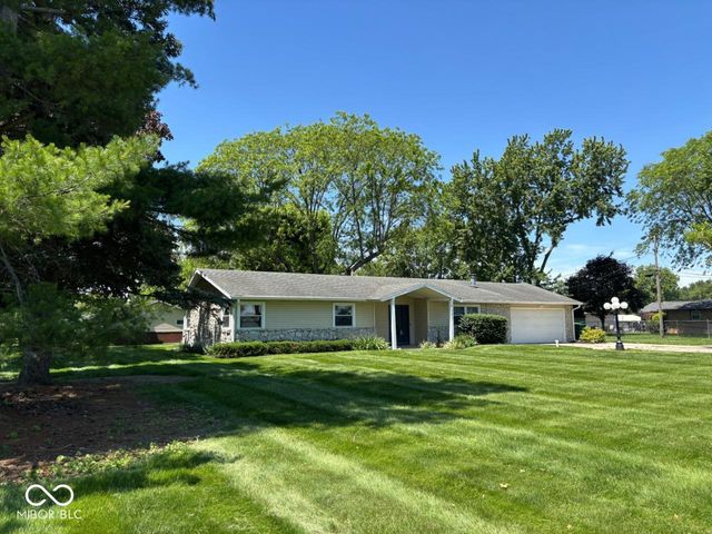 7301 N Walnut Street, Muncie, IN 47303