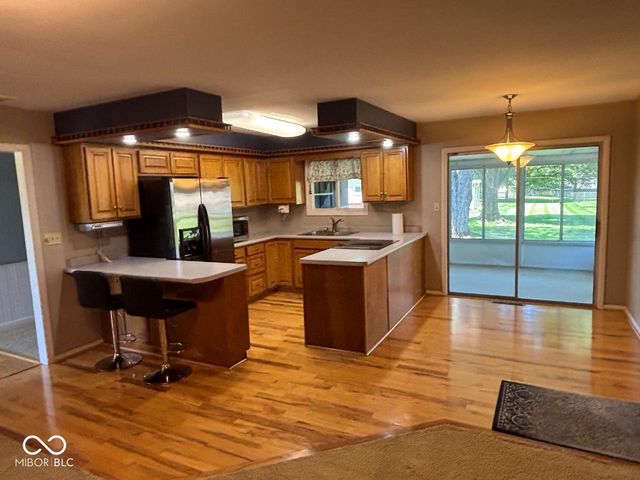 7301 N Walnut Street, Muncie, IN 47303
