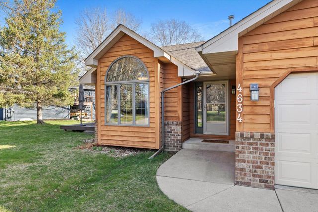 4634 Stoddart Lane, White Bear Twp, MN 55127