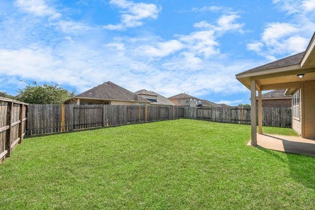 3003 Emily Vista Lane, Fresno, TX 77545